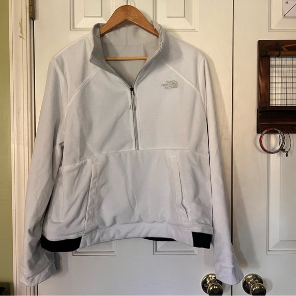 THE NORTH FACE // Reversible Quarter-Zip - Picture 4 of 6